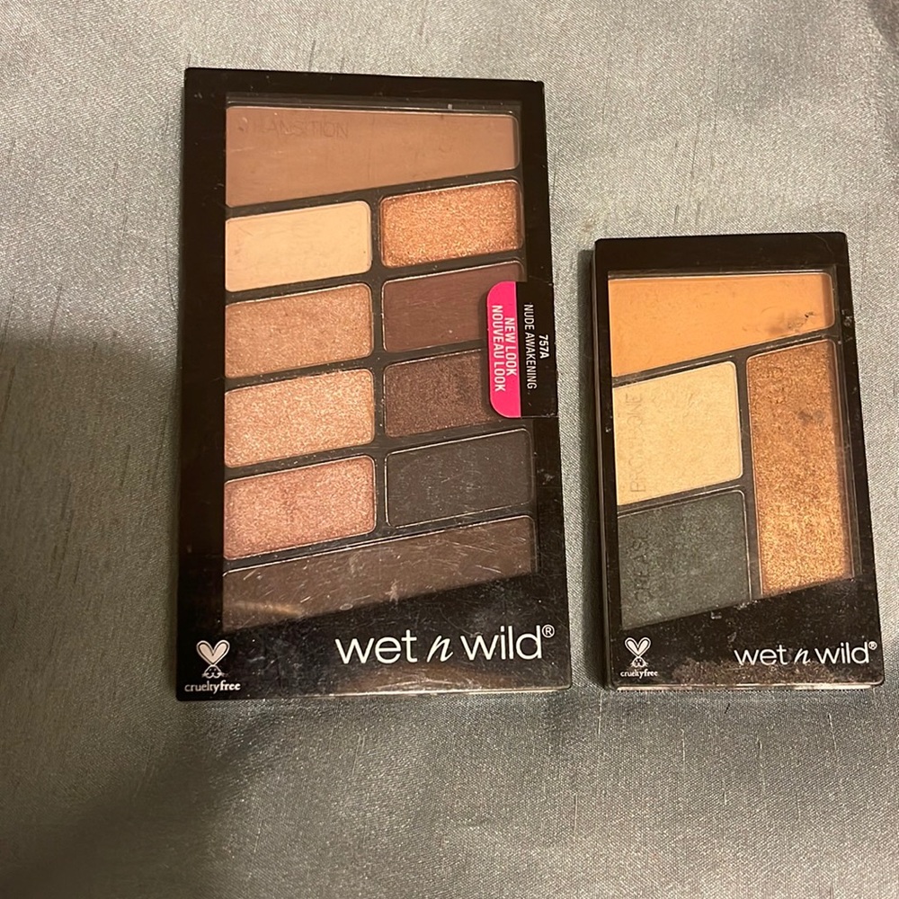 •Wet 'n' Wild 'nude awakening' palette WITH •LE 'hooked on vinyl' quad